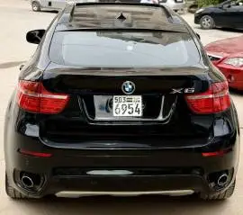 بي إم دبليو X6 2011, RF97480152