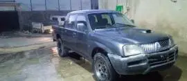 ميتسوبيشي بيكاب 2005, إدلب, RF12326650