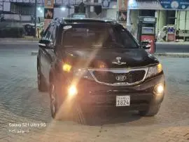 سيرنتو موديل 2010, حلب, RF22453640