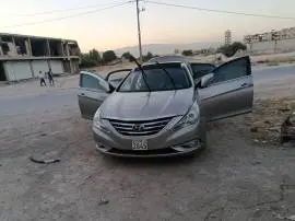سوناتا 2012, RF64349063