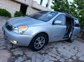 Kia Carnival 2013, Daraa, RF59808610