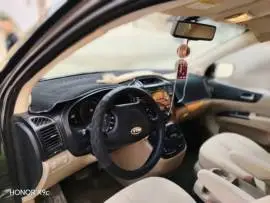 كيا كرنفال 2013, دمشق, RF75632444