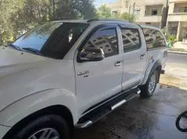 تويوتا هيلوكس 2015, دمشق, RF64532995
