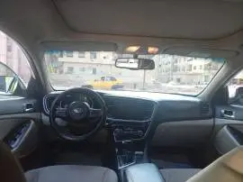 كيا أوبتما 2013, RF19354637