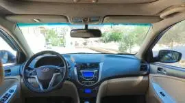 هيونداي اكسنت 2011, RF17078190