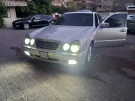 Mercedes 2001, RF12315602