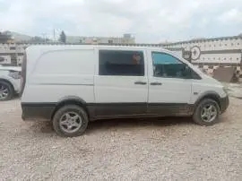 Mercedes Van 2007, Aleppo, RF12200050