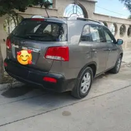 كيا سيرنتو 2012, دمشق, RF13625931