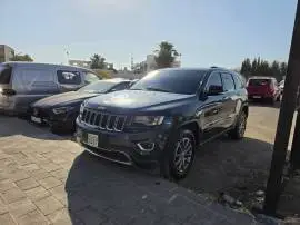 جيب غراند شيروكي 2015, دمشق, RF12896868