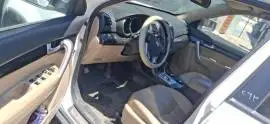 كيا سيرنتو 2011, RF21353594