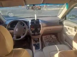 Mazda 2004, Damascus, RF14802359