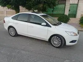 فورد 2009, حلب, RF34298027