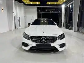مرسيدس E200 كوب موديل 2018, RF47482985