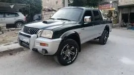 Mitsubishi Outlander 2005, Idlib, RF21347925