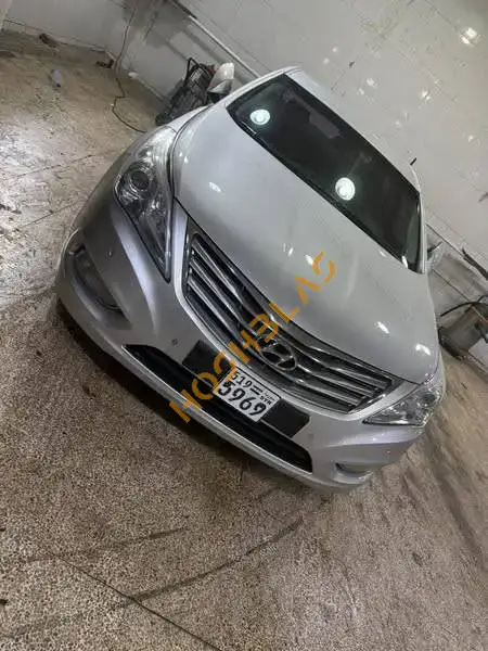 Hyundai Azera 2011