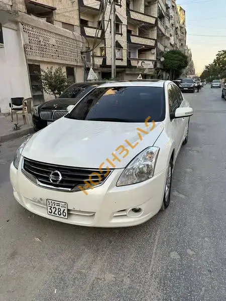 نيسان التيما 2012