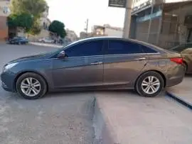 سوناتا 2012 للبيع