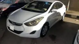 هيونداي إلنترا 2013