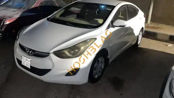 Hyundai Elantra 2013