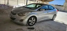 Hyundai Elantra 2012