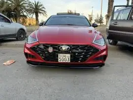 سيارة هيونداي سوناتا 2021 للبيع