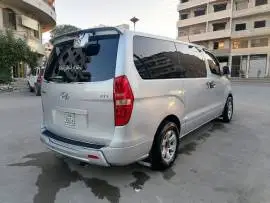 فان هيونداي H1 موديل 2011