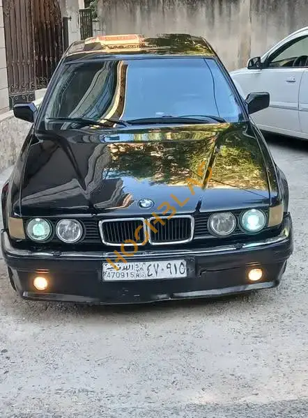 بي ام دبليو M5 موديل 1992