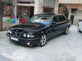 بي ام دبليو M5 موديل 1992
