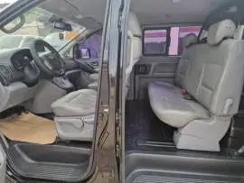 فان هيونداي h1 2015