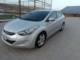 هيونداي أفانتي 2012 للبيع
