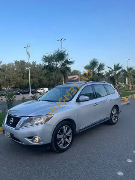 Nissan Pathfinder Full Option 2014