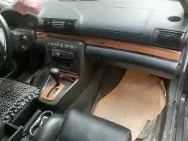 أودي A4 1998 للبيع