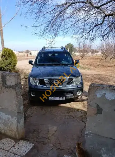 نيسان نيفارا ٢٠٠٦ للبيع