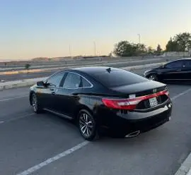 هيونداي ازيرا 2012 للبيع