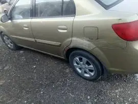 كيا ريو 2010 للبيع