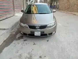 Kia Forte 2011 Full