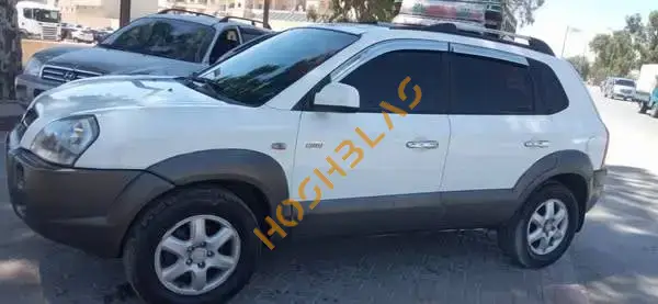 هونداي توسان 2005 بيضا