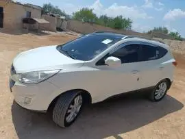 توسان أوروبية 2010 للبيع