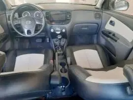 كيا ريو 2011 للبيع