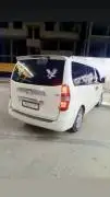 Hyundai H1 2010