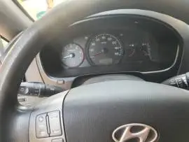 Hyundai H1 2015
