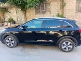 كيا نيرو 2017