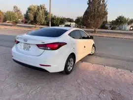 هيونداي أفانتي 2015 للبيع