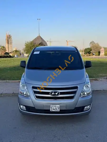 Hyundai Grand H1 2017 Diesel for Sale