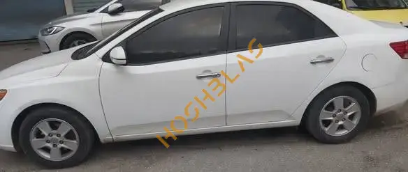 Kia Forte 2011 White
