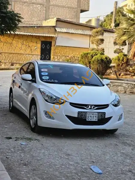 Hyundai Elantra 2012