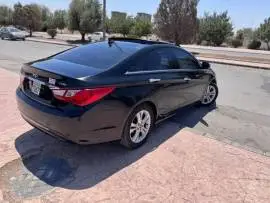 هيونداي سوناتا 2012 للبيع
