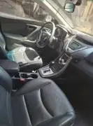 Hyundai Avante 2012