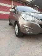 توسان 2011 اللون الملكي المميز