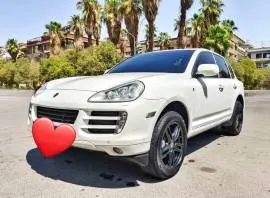 بورش كايين 2010, دمشق, RF42166804